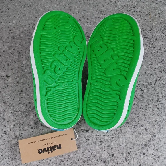 NATIVE Shoes Green Kids Toddler Jefferson Slip-On Shoes - Picture 4 of 8